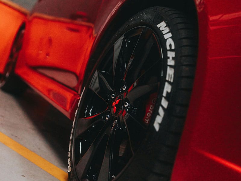 premium car tyres